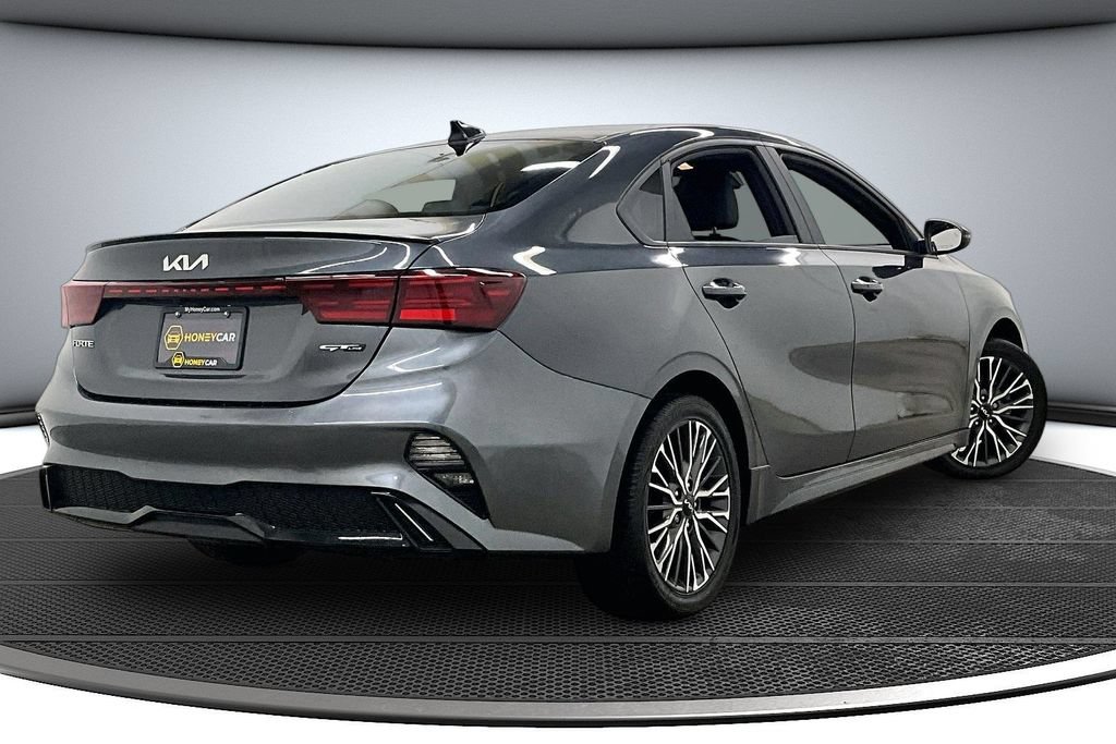Used 2022 Kia Forte GT-Line w/ GT-Line Technology Package FWD image 6