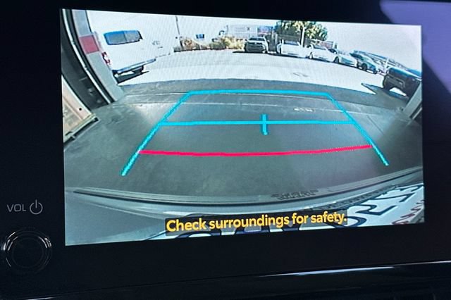 Certified 2023 Toyota Corolla Cross LE w/ Moonroof Package FWD image 24