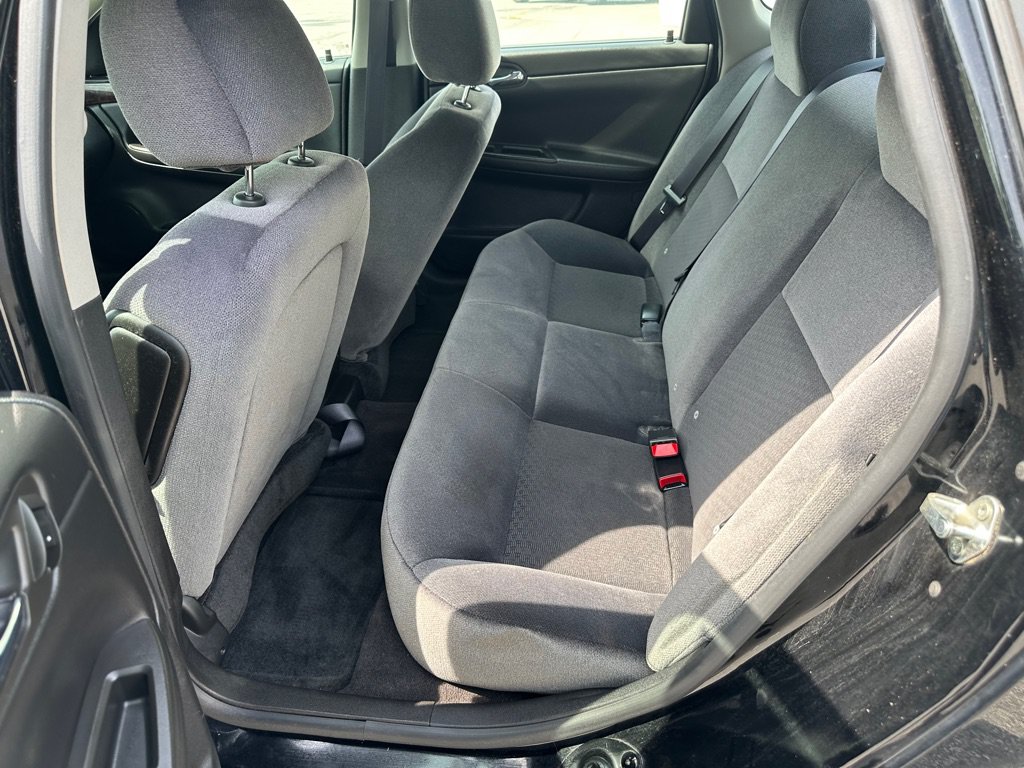 Used 2016 Chevrolet Impala Limited LS FWD image 17