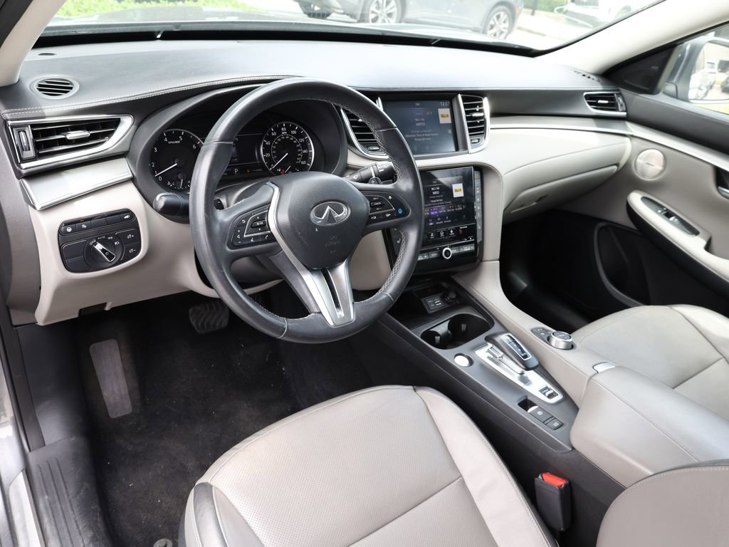 Certified 2023 INFINITI QX50 Luxe image 16