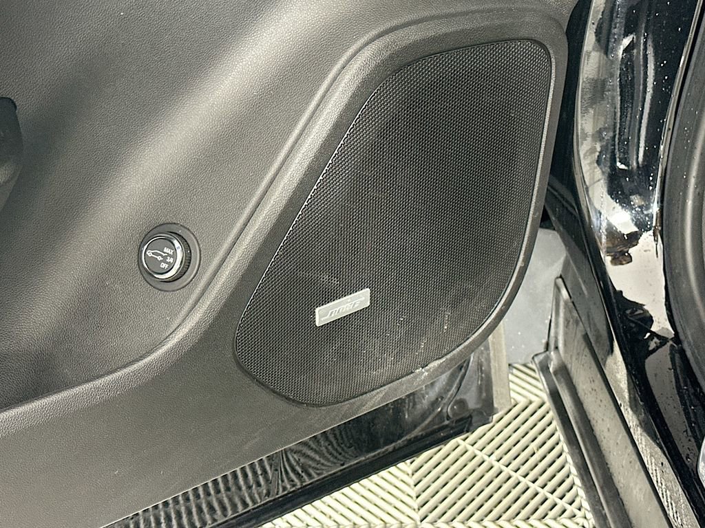 Used 2024 Chevrolet Blazer RS w/ Enhanced Convenience Package FWD image 26