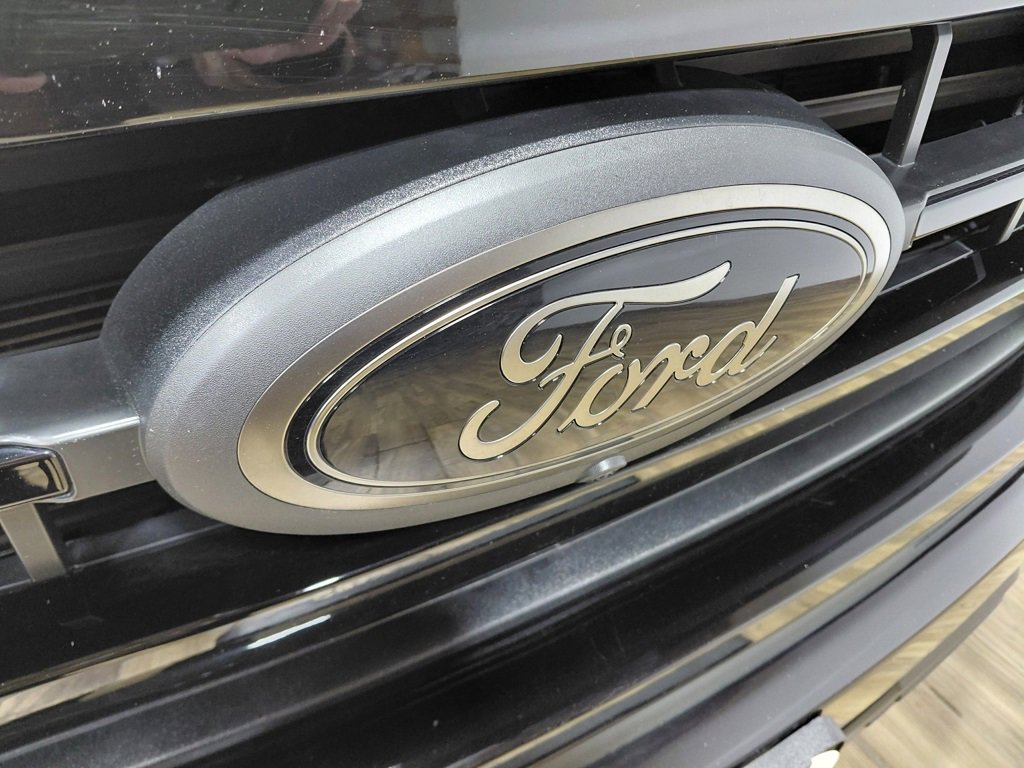 Used 2023 Ford F150 XLT w/ Equipment Group 302A High image 15