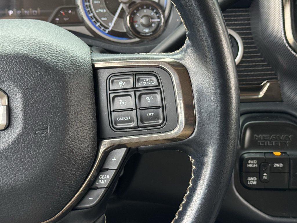Used 2022 RAM 3500 Limited AWD/4WD image 15