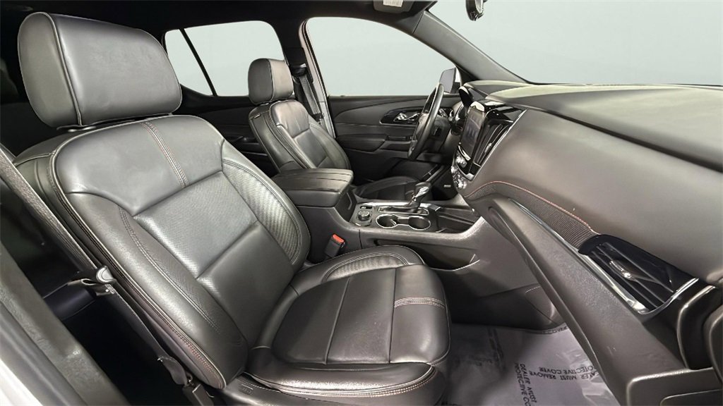 Certified 2023 Chevrolet Traverse RS image 32