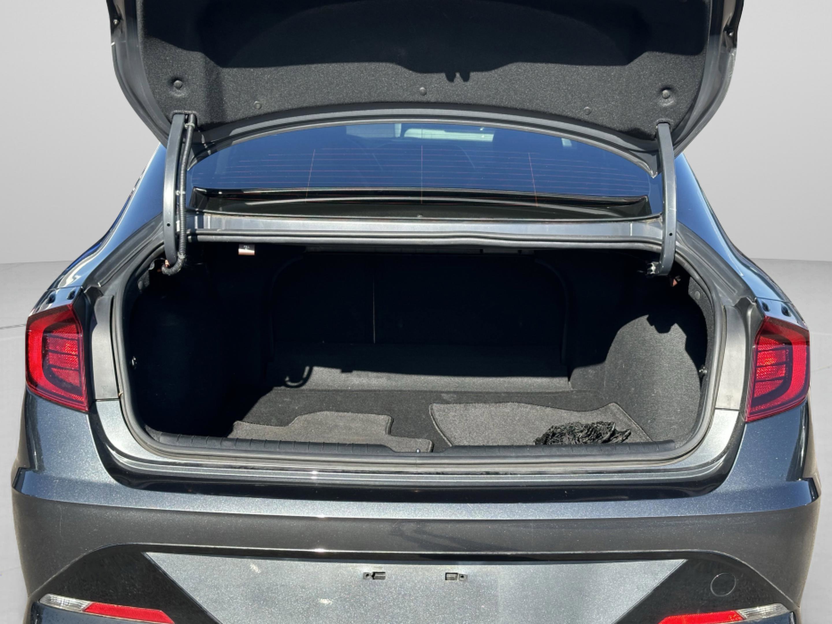 Used 2023 Hyundai Sonata SEL image 9