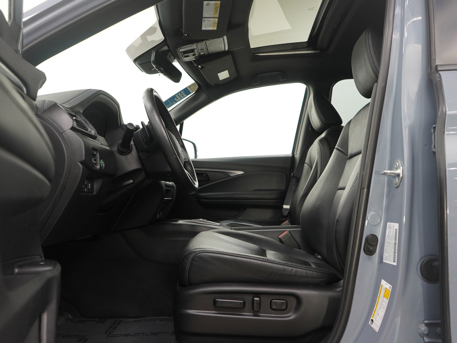 Used 2023 Honda Passport EX-L image 23