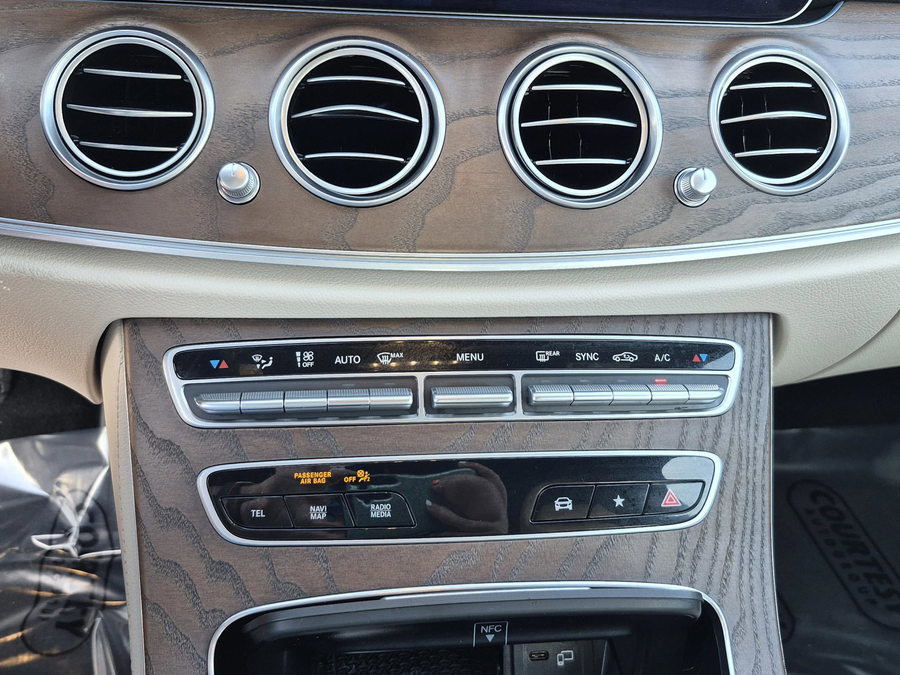 Used 2023 Mercedes-Benz E 350 Sedan image 26