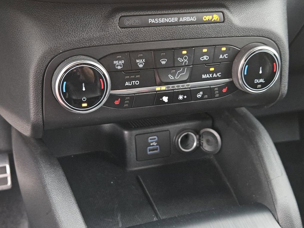 Used 2023 Ford Escape ST-Line image 15