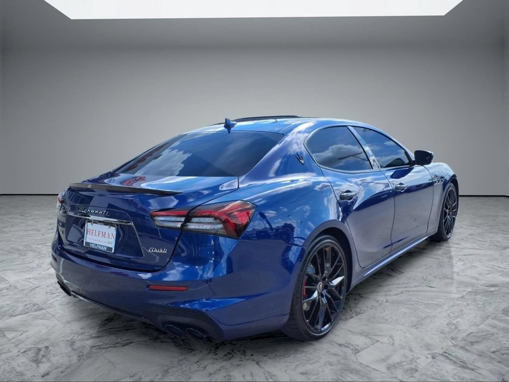 Used 2022 Maserati Ghibli Modena Q4 AWD/4WD image 7