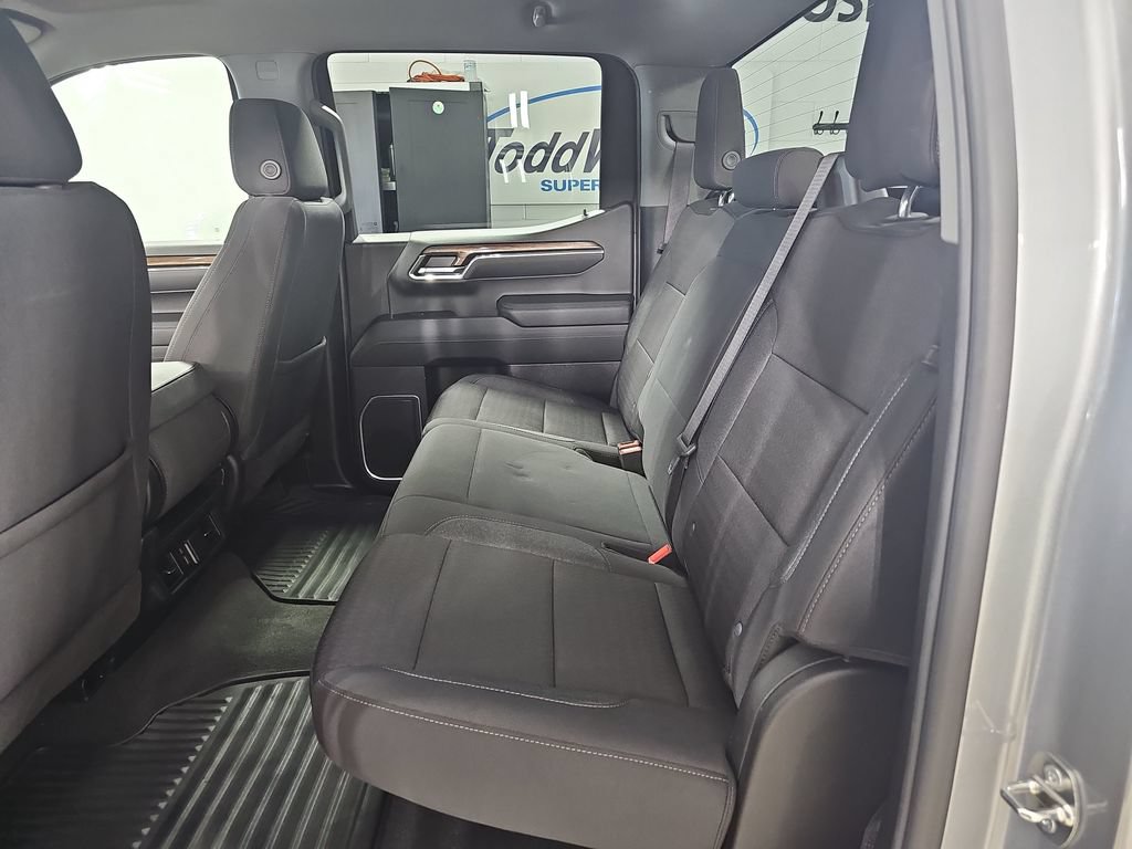 Certified 2024 Chevrolet Silverado 1500 LT AWD/4WD image 17