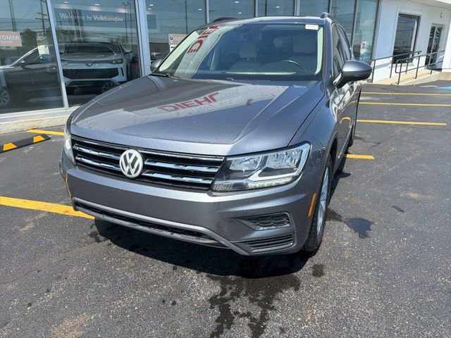 Used 2018 Volkswagen Tiguan SEL FWD image 10