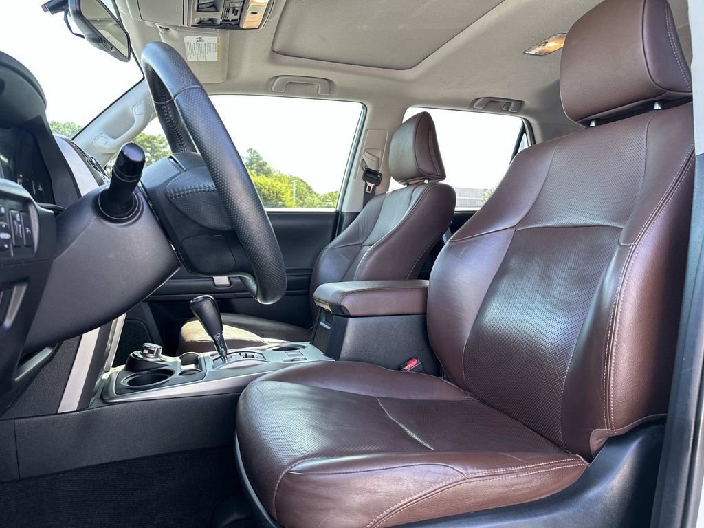 Used 2019 Toyota 4Runner Limited AWD/4WD image 24