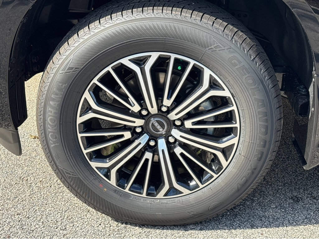 New 2026 Nissan Armada SL w/ Captain's Chari Seat Package image 27