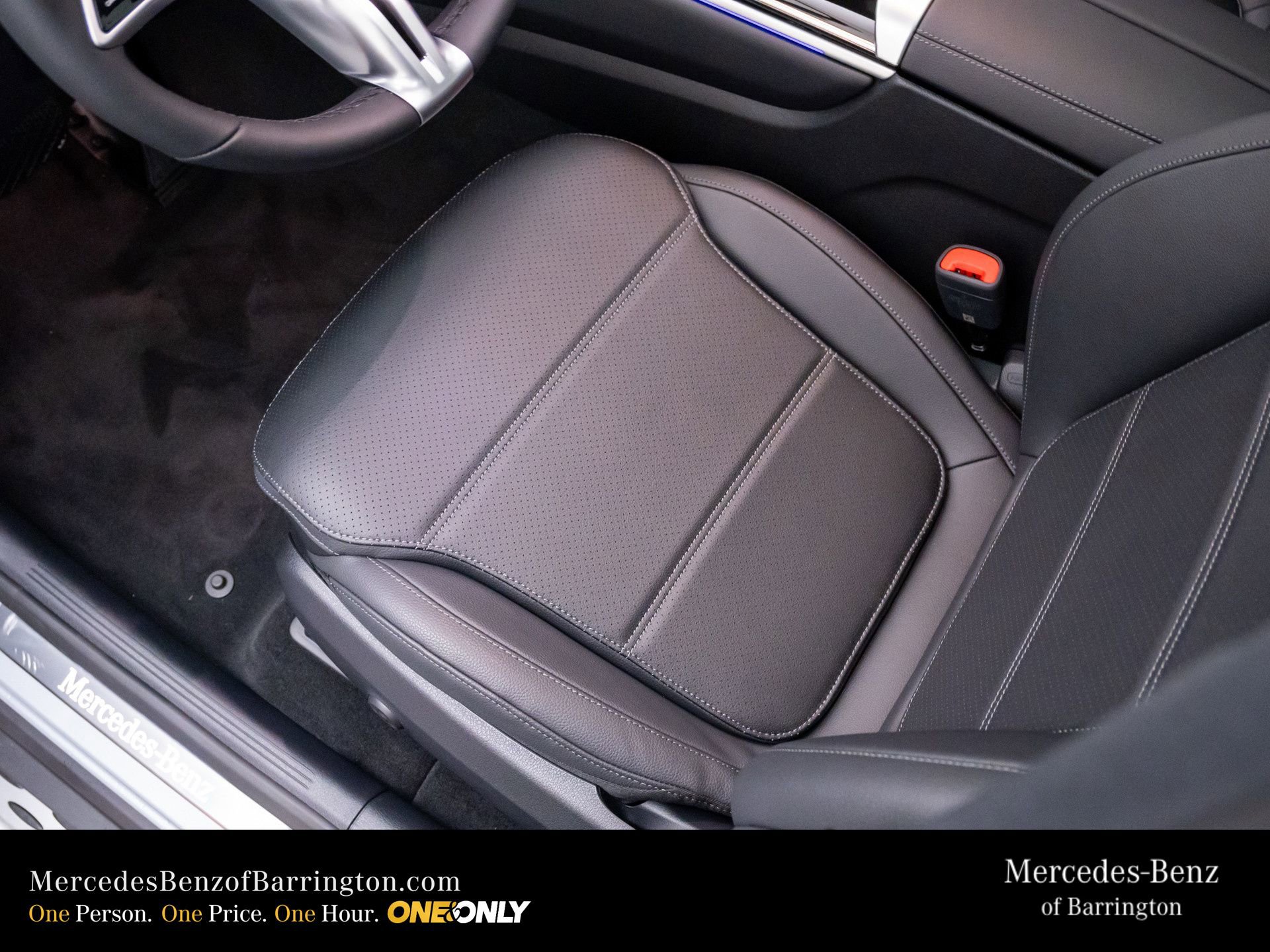 New 2026 Mercedes-Benz GLC 300 4MATIC image 17