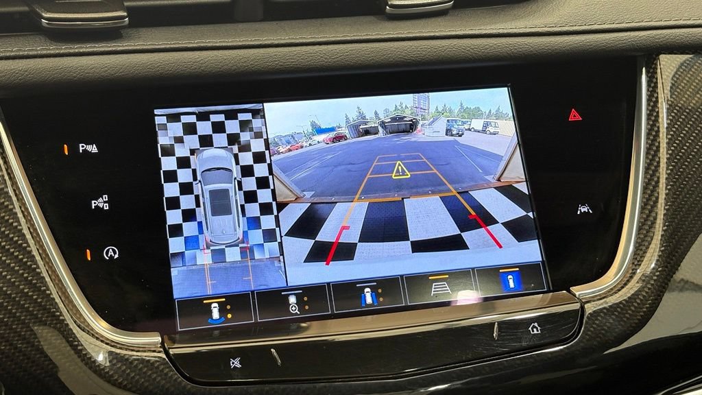 Used 2024 Cadillac XT6 Sport w/ Technology Package AWD/4WD image 48