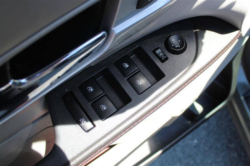 Used 2012 GMC Terrain SLE AWD/4WD image 12