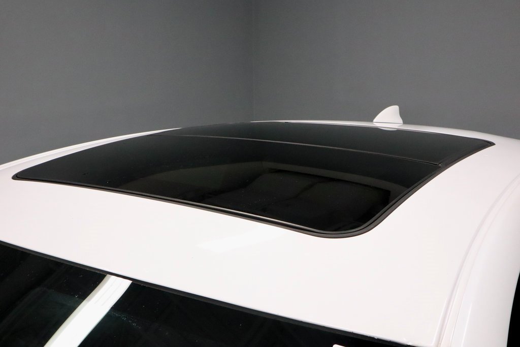 Used 2024 Chevrolet Malibu LT image 33