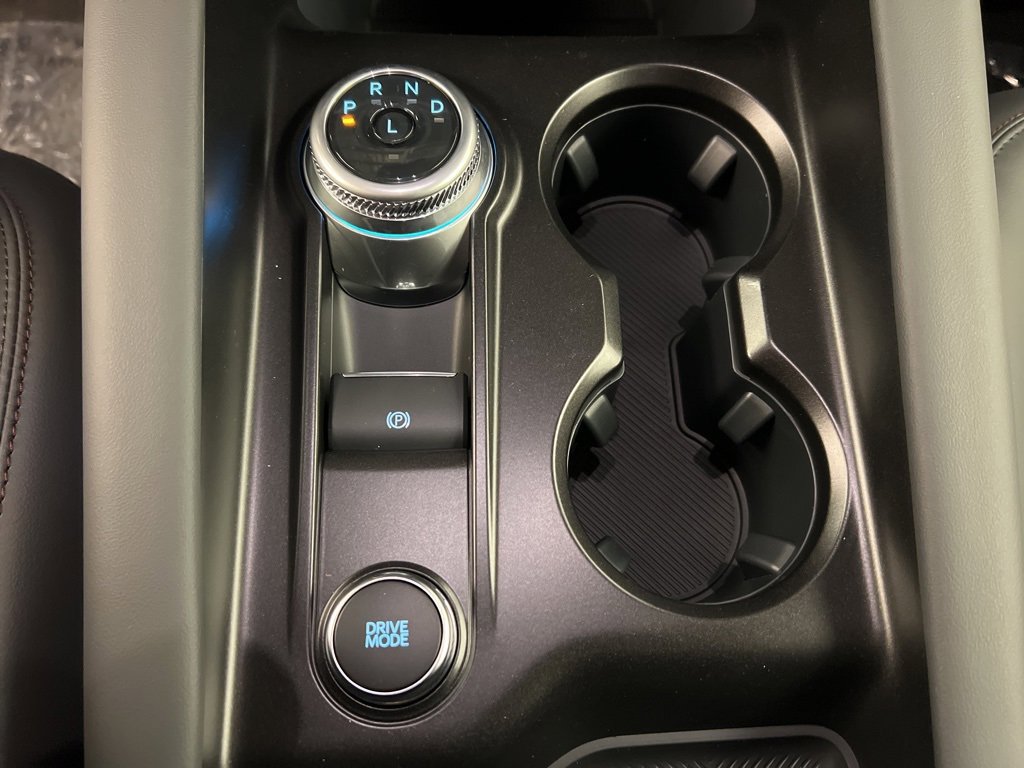 New 2026 Ford Explorer Active w/ Active Comfort Package image 16