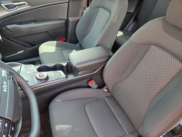 New 2026 Kia Sportage S AWD/4WD image 17