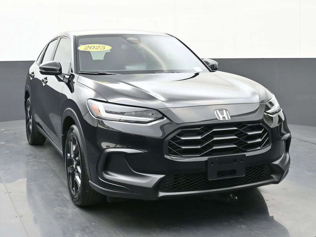 Used 2025 Honda HR-V Sport image 8