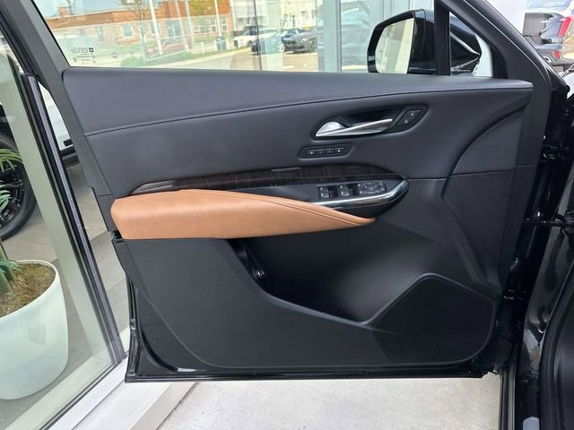 Certified 2023 Cadillac XT4 Premium Luxury w/ Enhanced Visibility Package AWD/4WD image 16