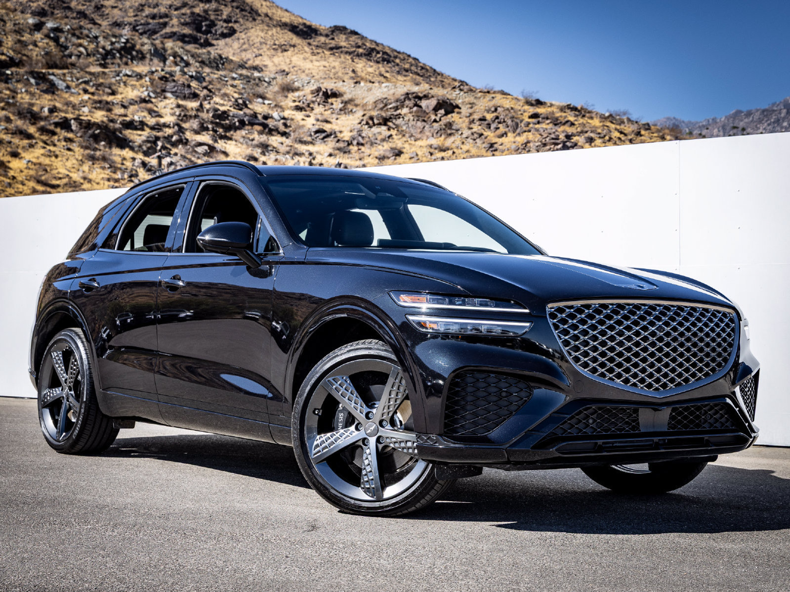 Used 2023 Genesis GV70 3.5T Sport w/ Sport Prestige Package AWD/4WD image 7