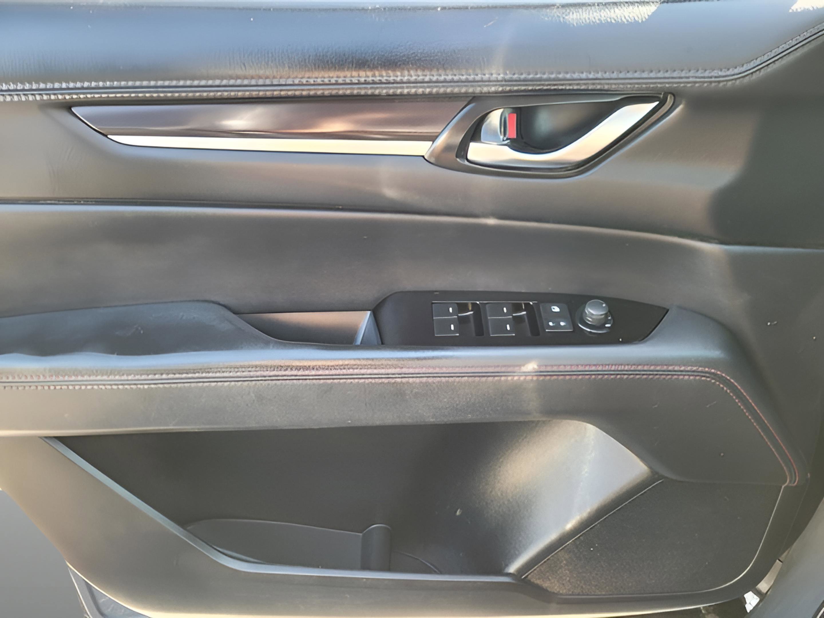 Used 2022 MAZDA CX-5 Carbon Edition image 31