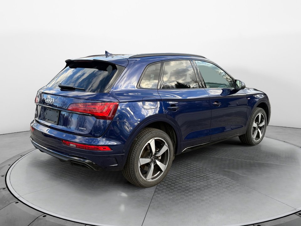 Certified 2022 Audi Q5 2.0T Prestige image 7