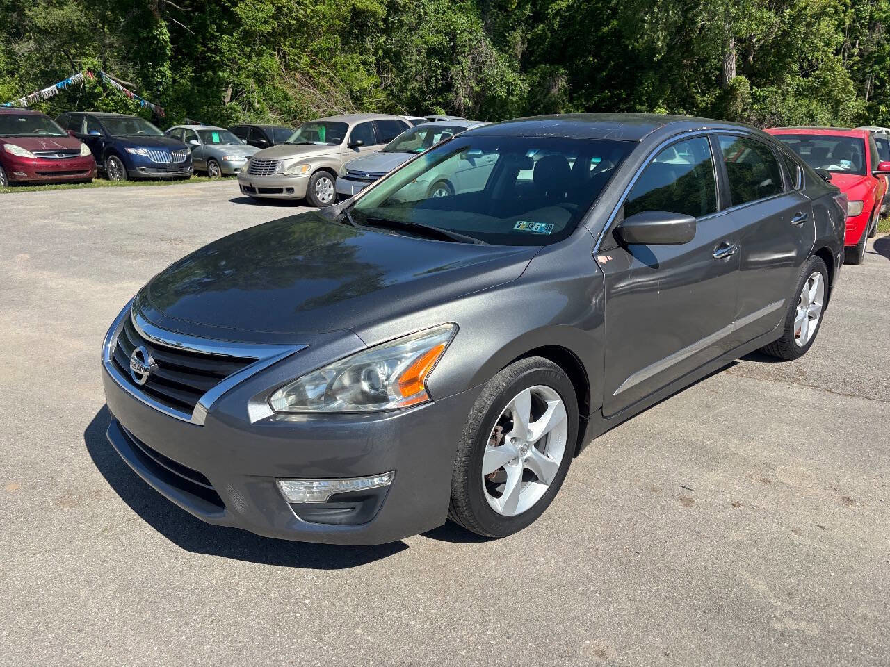 Used 2015 Nissan Altima 2.5 S w/ Sport Value Package image 1