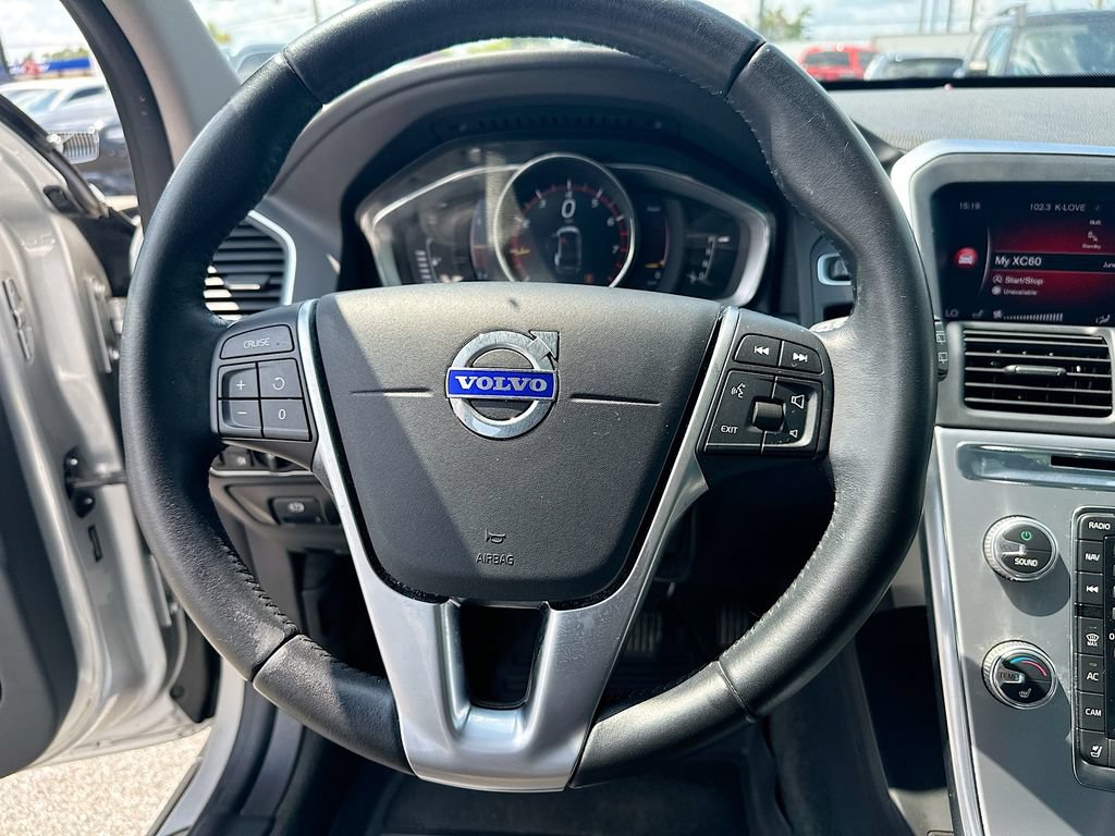 Used 2017 Volvo XC60 T5 Dynamic w/ Preferred Option Package FWD image 18