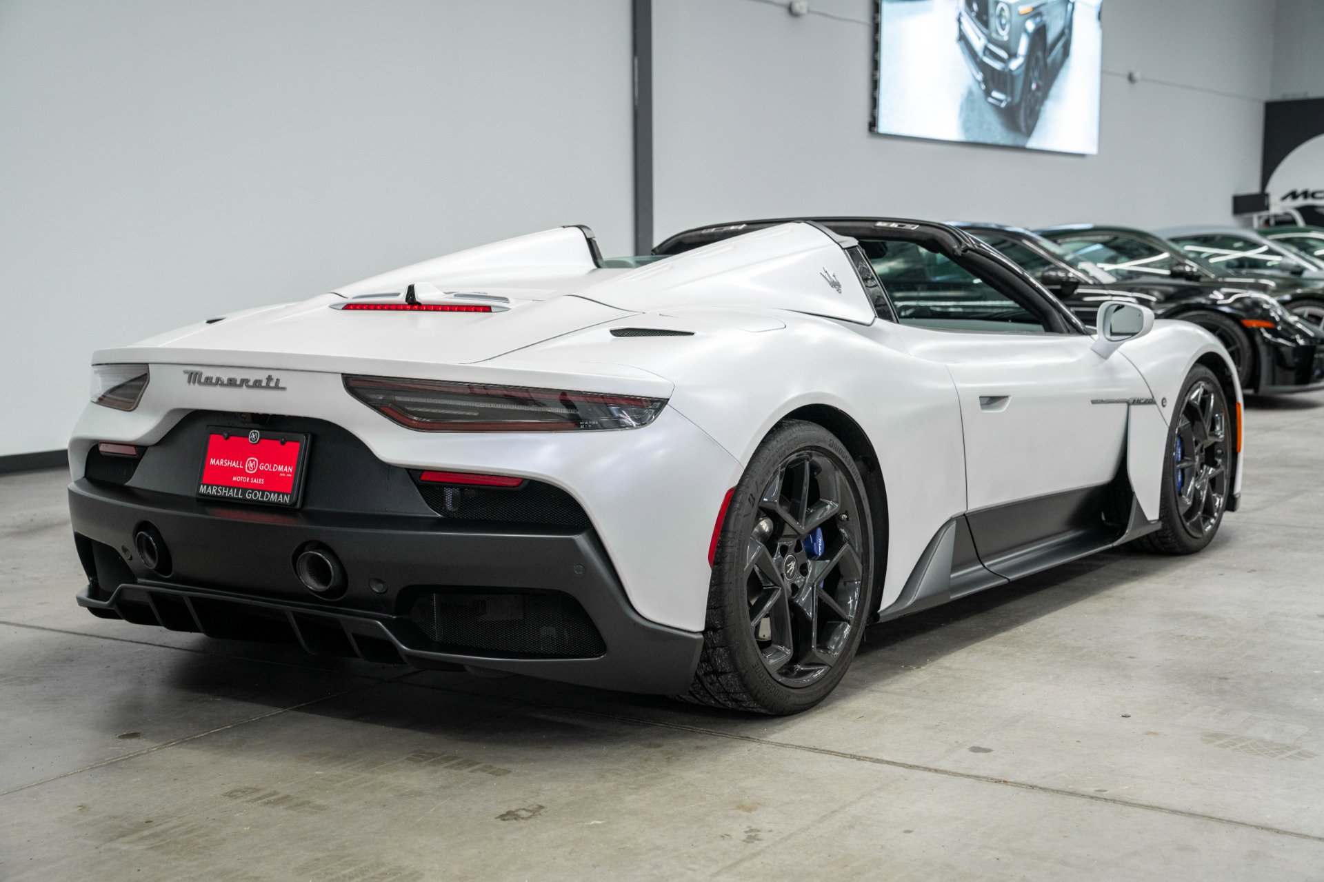 Used 2023 Maserati MC20 Spyder RWD image 8