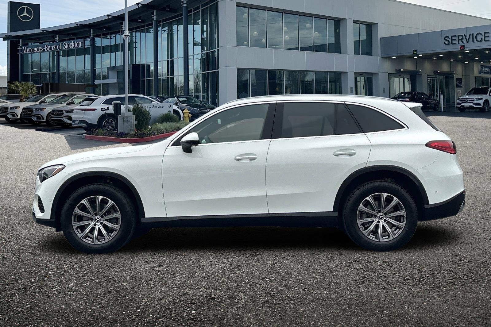 New 2026 Mercedes-Benz GLC 300 4MATIC image 7