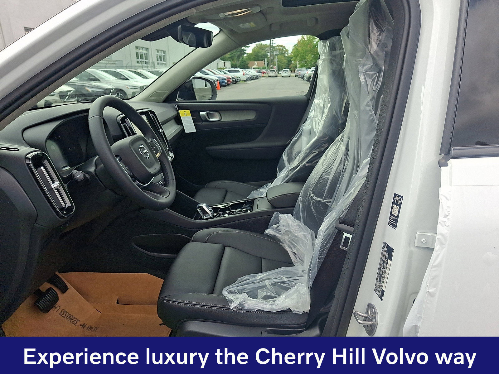 New 2026 Volvo XC40 B5 Ultra w/ Protection Package Premier AWD/4WD image 10