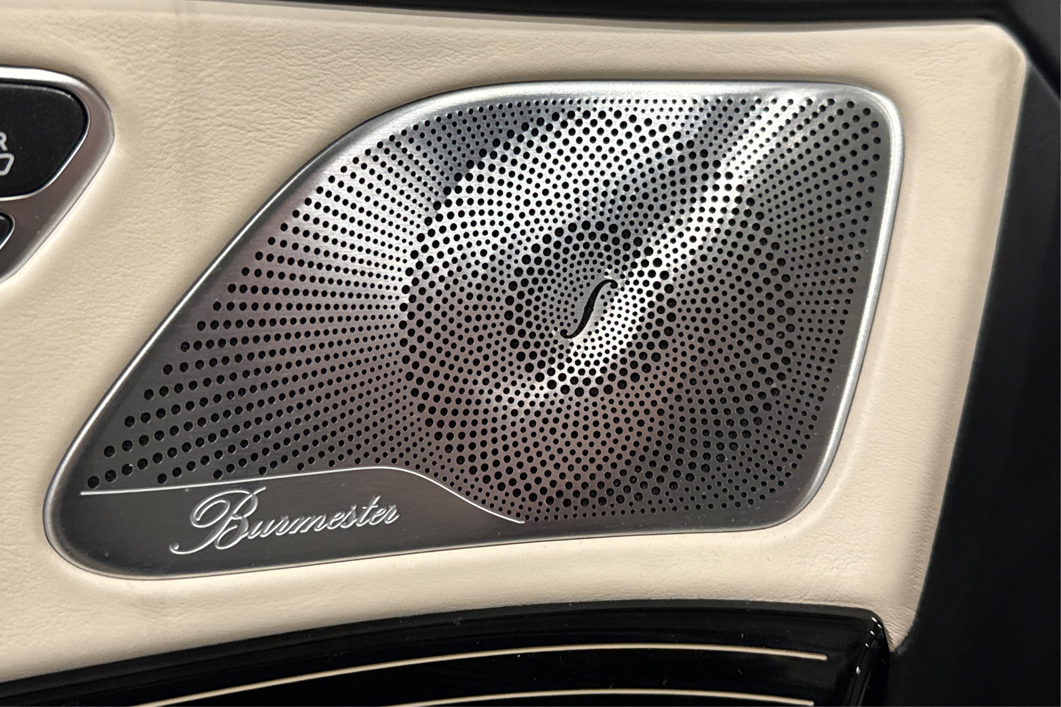 Used 2018 Mercedes-Benz S 560 S 560 AWD image 19