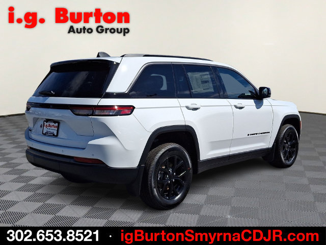 New 2026 Jeep Grand Cherokee Altitude AWD/4WD image 4