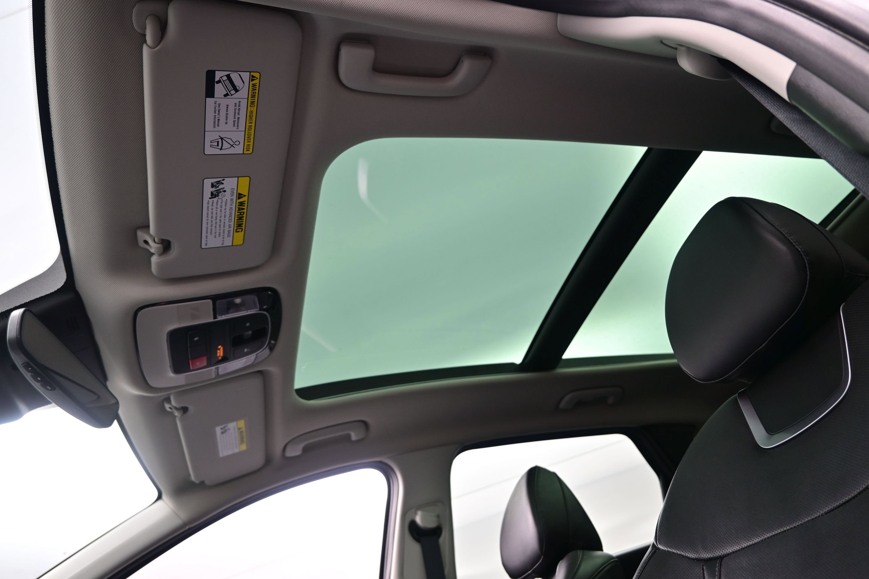 Certified 2023 Hyundai Tucson Limited AWD/4WD image 18