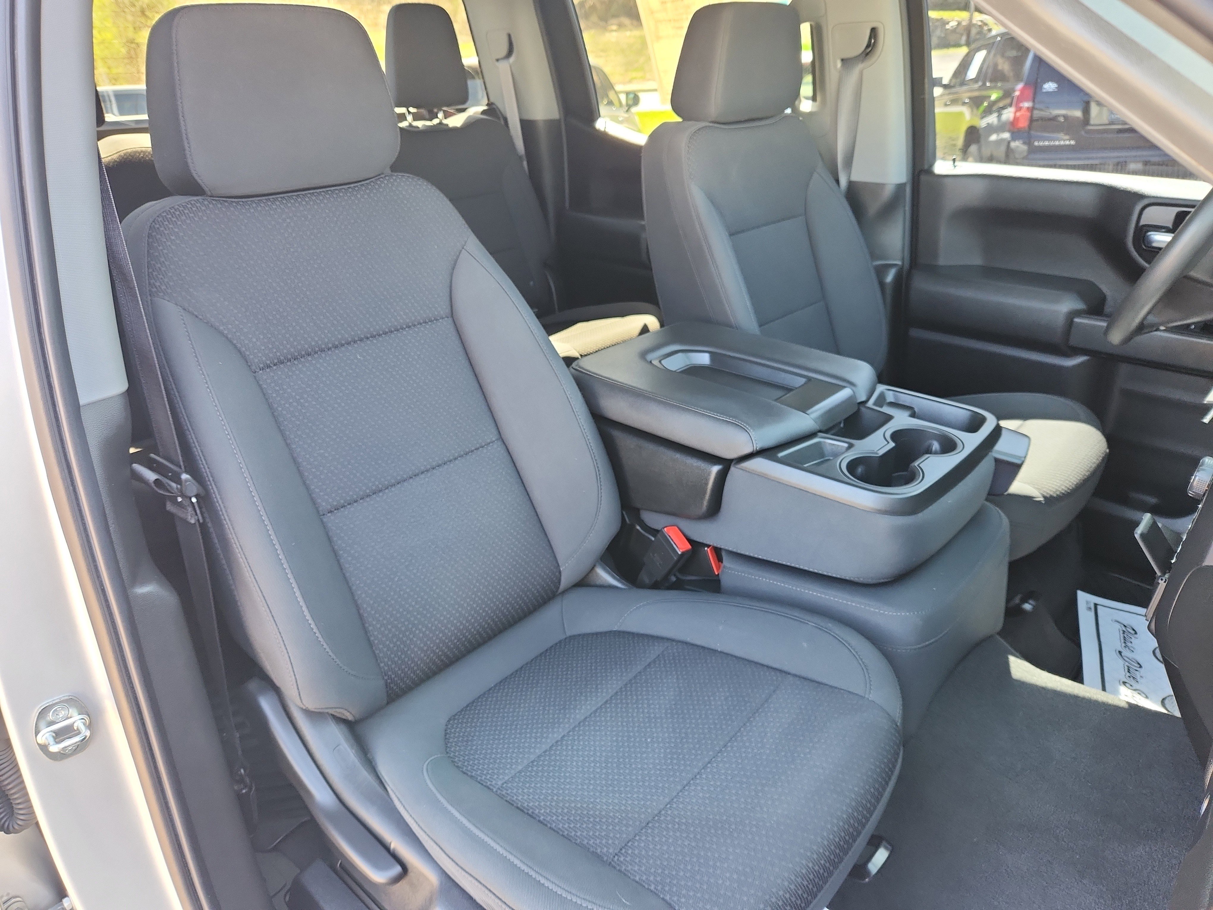 Used 2021 Chevrolet Silverado 1500 Custom image 30