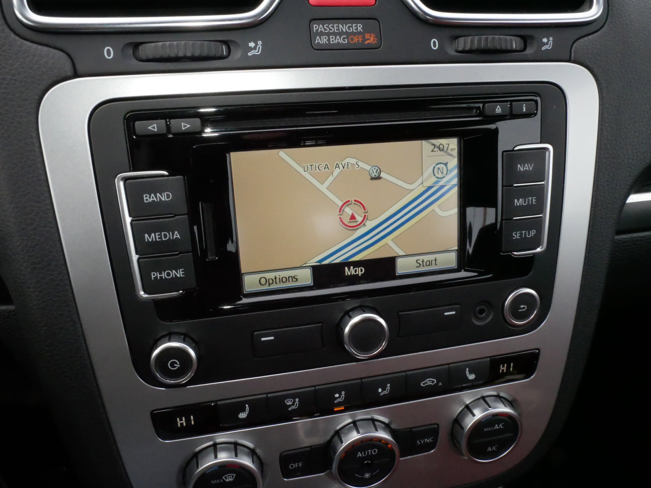 Used 2013 Volkswagen Eos Lux image 22