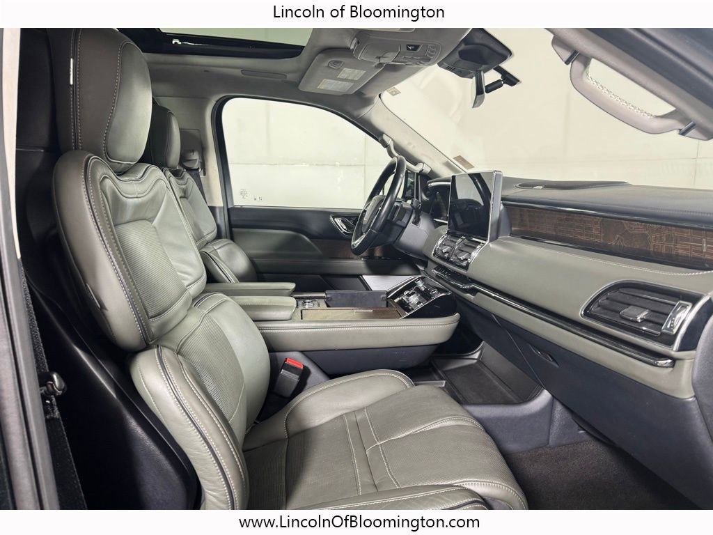 Certified 2022 Lincoln Navigator L Black Label image 15