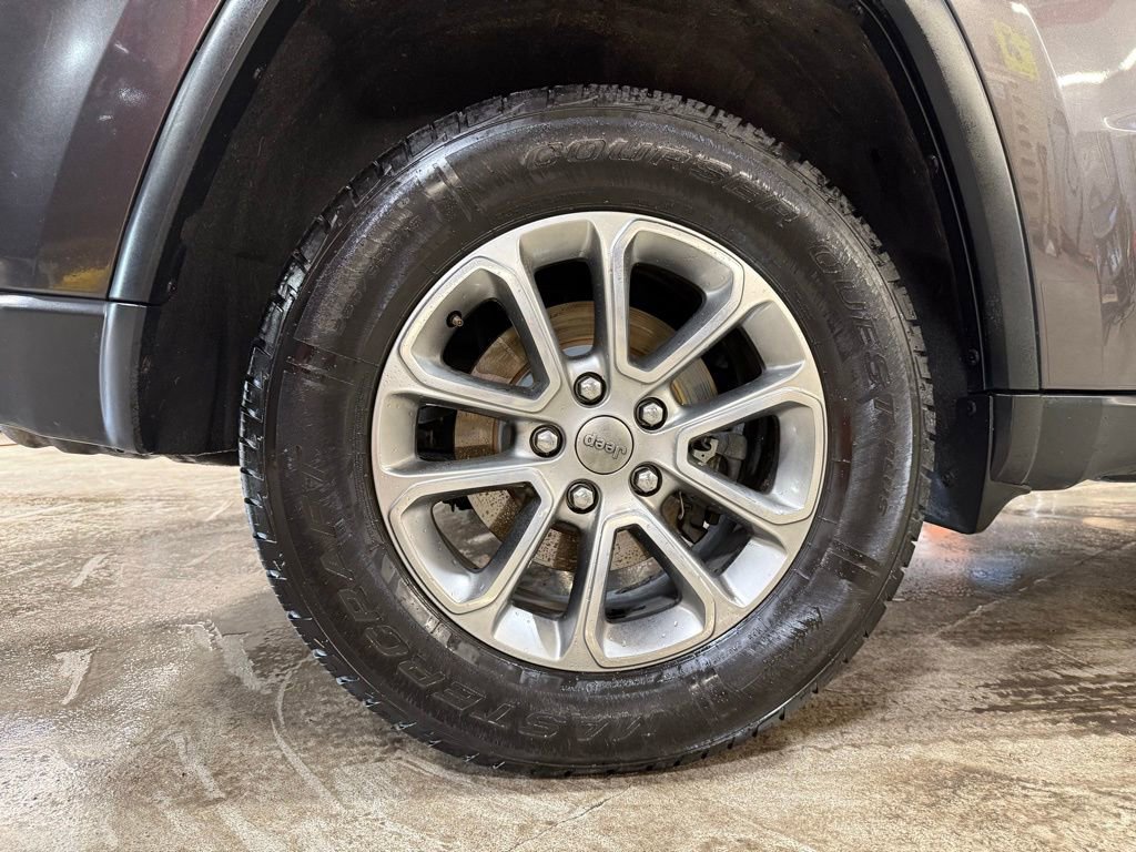 Used 2015 Jeep Grand Cherokee Limited image 37