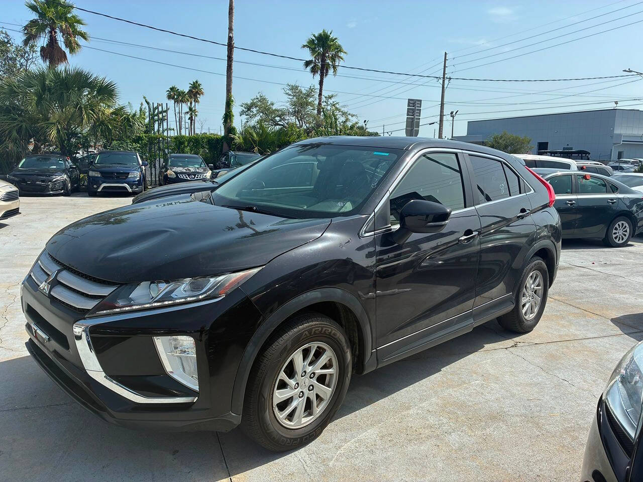 Used 2019 Mitsubishi Eclipse Cross ES FWD image 2