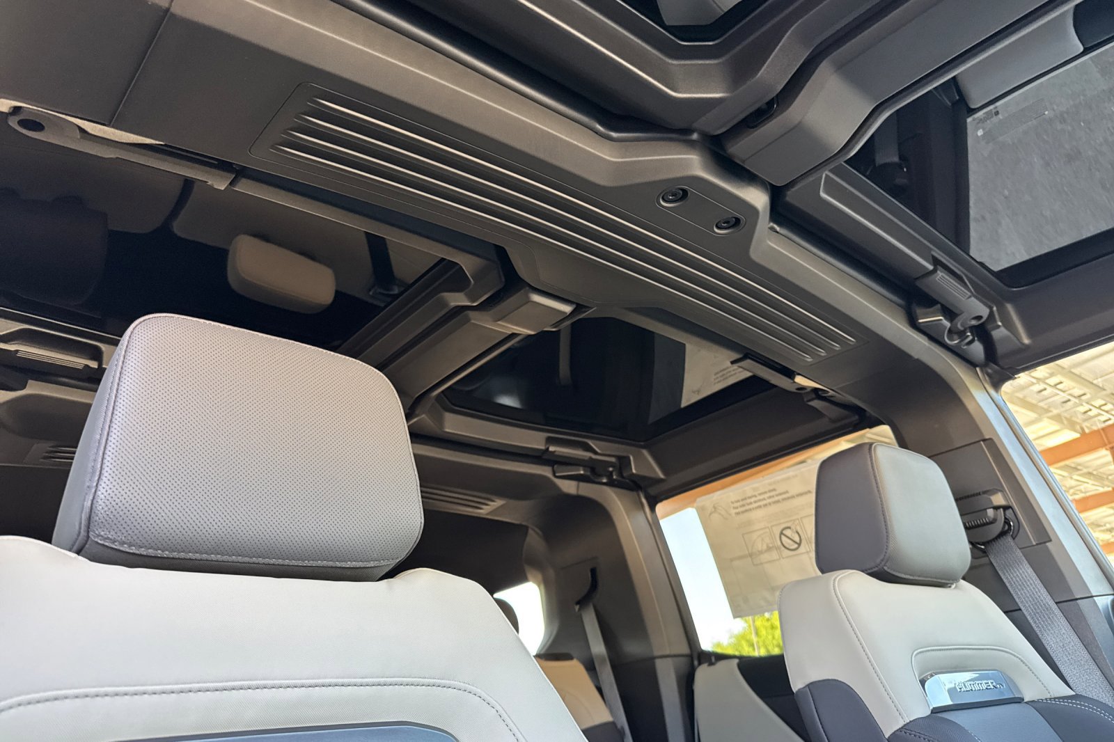 New 2026 GMC Hummer EV SUV AWD/4WD image 17