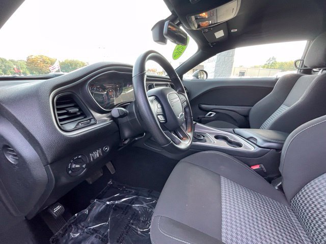 Used 2021 Dodge Challenger GT w/ Blacktop Package AWD/4WD image 11