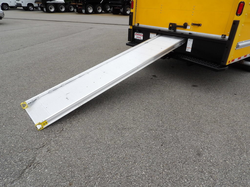 Used 2021 Ford E-350 and Econoline 350 Super Duty RWD image 33