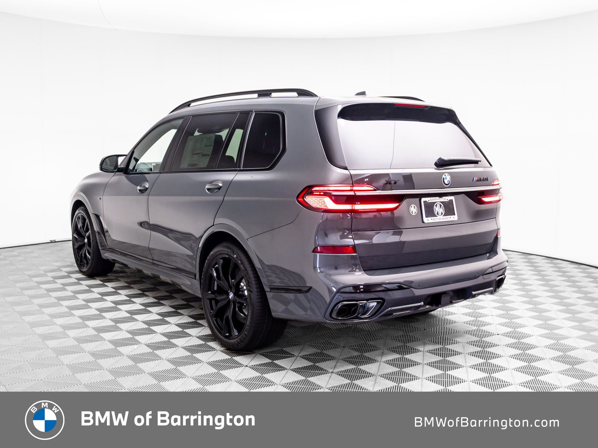 New 2026 BMW X7 M60i w/ Executive Package image 3