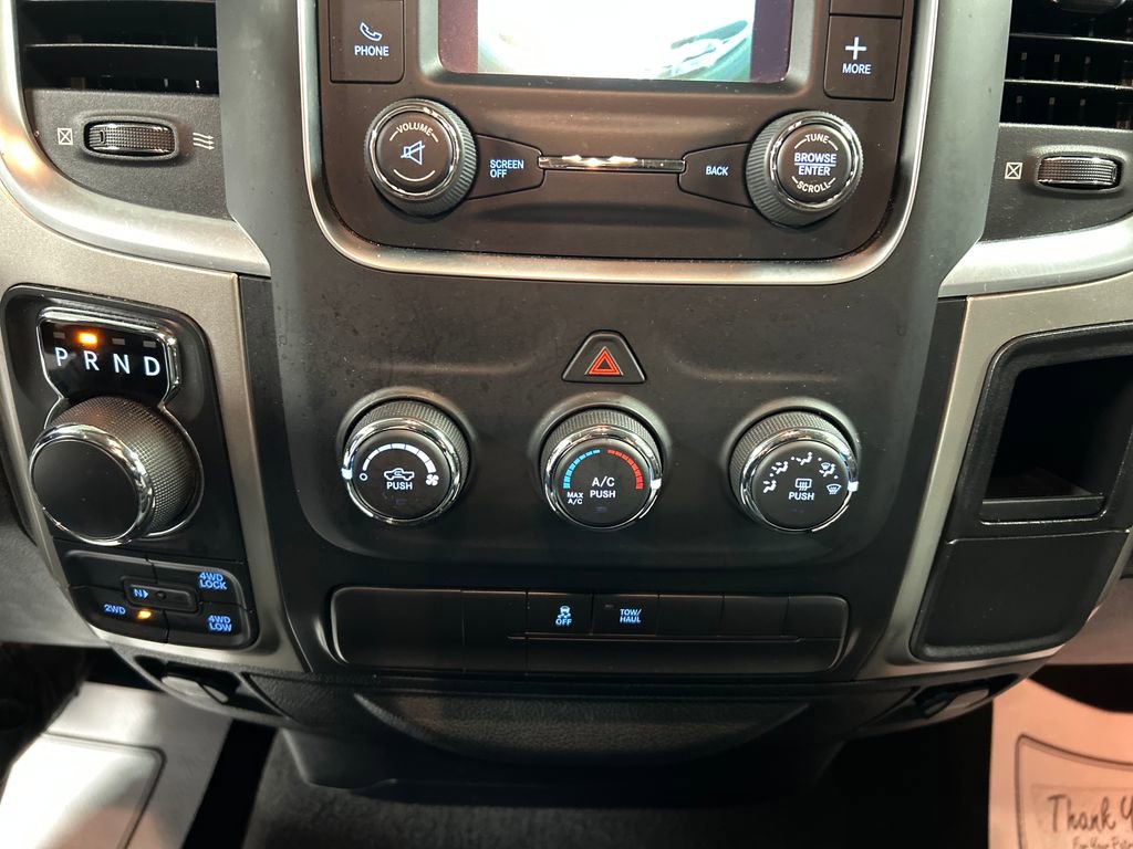 Used 2018 RAM 1500 Classic SLT image 18