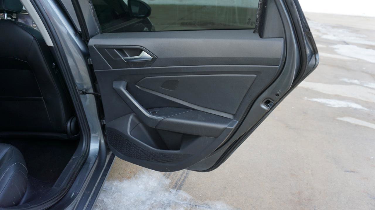 Used 2019 Volkswagen Jetta R-Line image 25