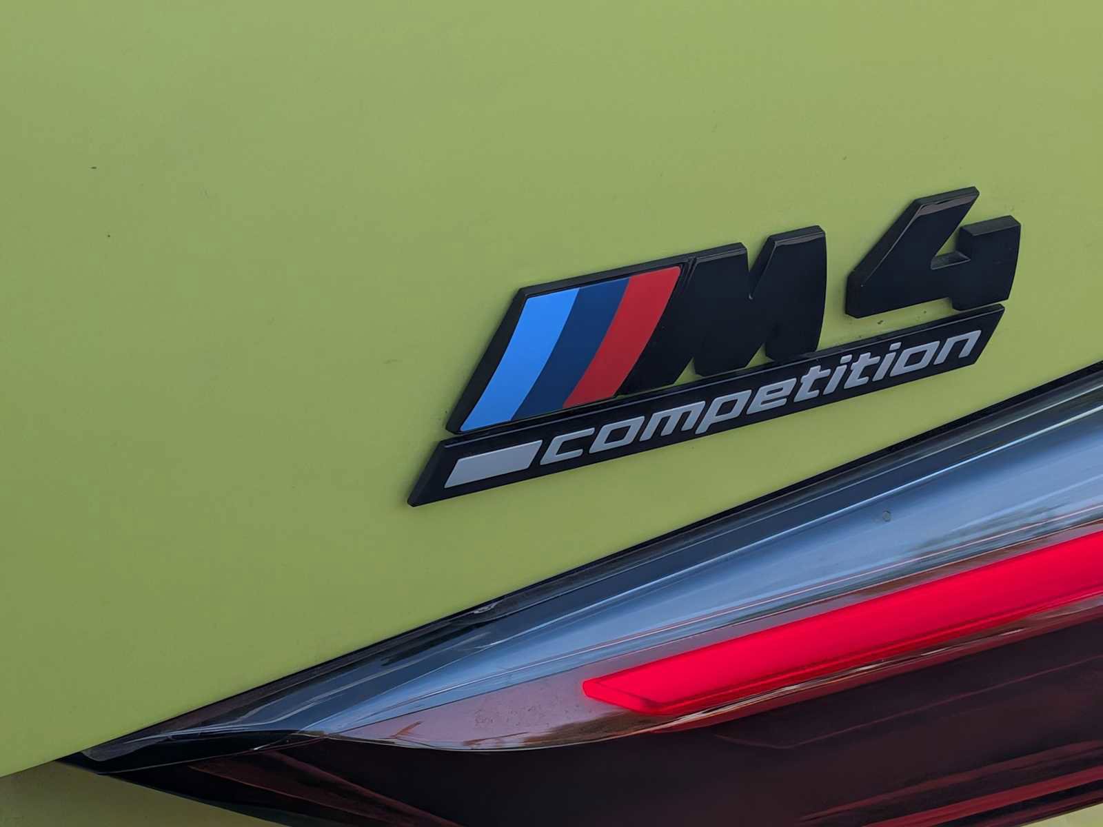 Used 2022 BMW M4 xDrive Competition w/ Executive Package AWD/4WD image 14