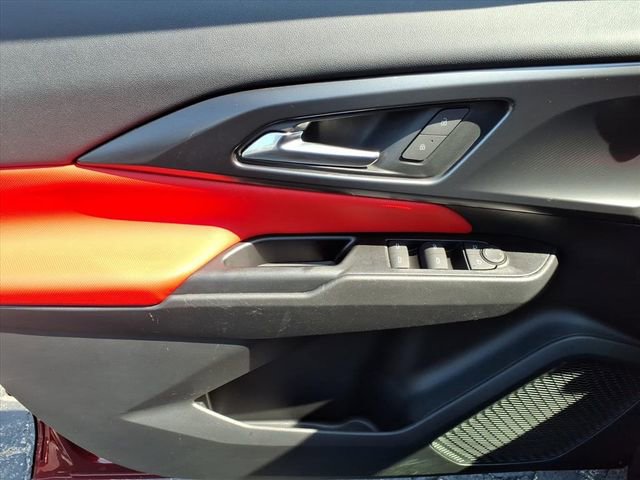 Used 2025 Chevrolet Equinox EV RS image 9