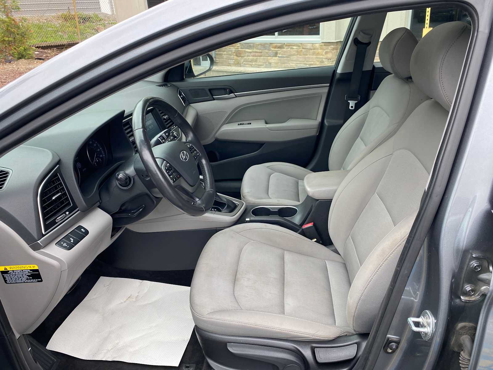 Used 2018 Hyundai Elantra Value Edition w/ Cargo Package FWD image 11